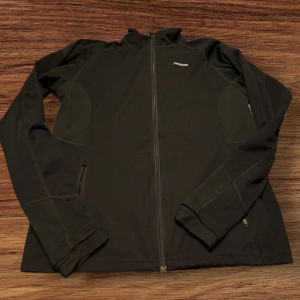 Patagonia light jacket